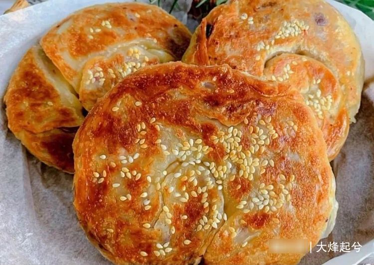 家有高中生,妈妈按时早起变着花样做早餐,看看一个小时准备了啥