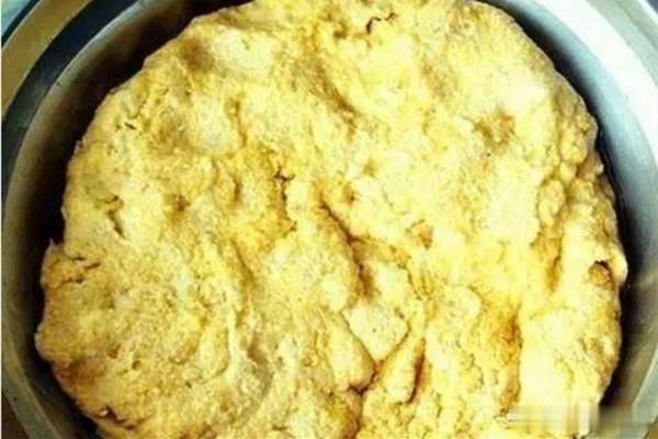 搅拌均匀|三伏天钓鲤鱼,几款让鲤鱼疯狂的自制饵料,上钩全是大鲤鱼