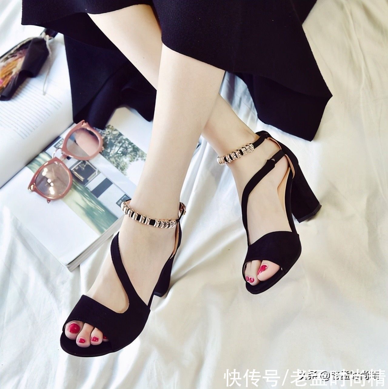 性感 女人穿连衣裙的时候,搭配第三款女鞋最美,你选对了吗