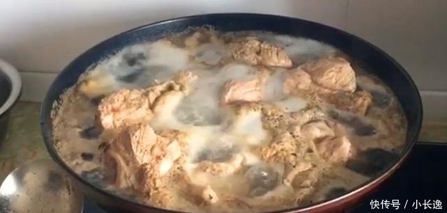 40年大厨 不管炖什么肉, 焯水前多加“这1步”脏东西乖乖跑出来