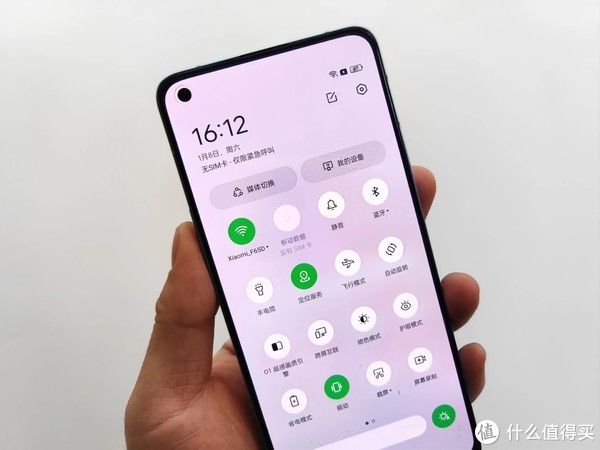 手机|高颜值的自拍神器，OPPO Reno7的上手体验来了