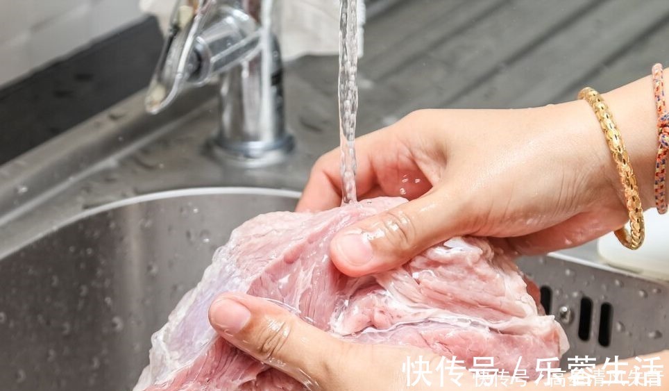 花椒|煮猪肉炖排骨，记住“1放3不放”，肉香汤鲜味道好，关键还不腥！