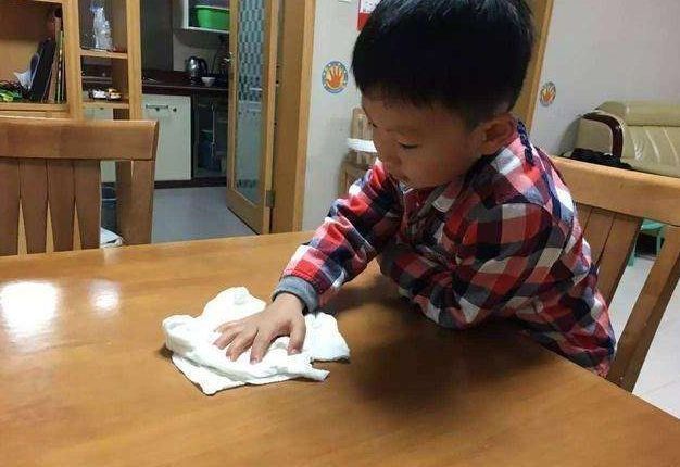 独生子女|“总来我家蹭饭羞不羞？”姥爷逗外孙，孩子的童言稚语让老人心寒