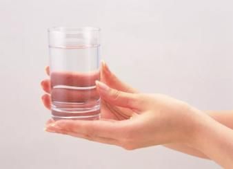 小吴|卫生组织联合声明：停止饮用“1水”，会加速血管堵塞，趁早远离