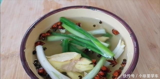 酒店|包子肉馅最忌直接放盐和料酒,酒店大厨教你技巧,肉嫰多汁