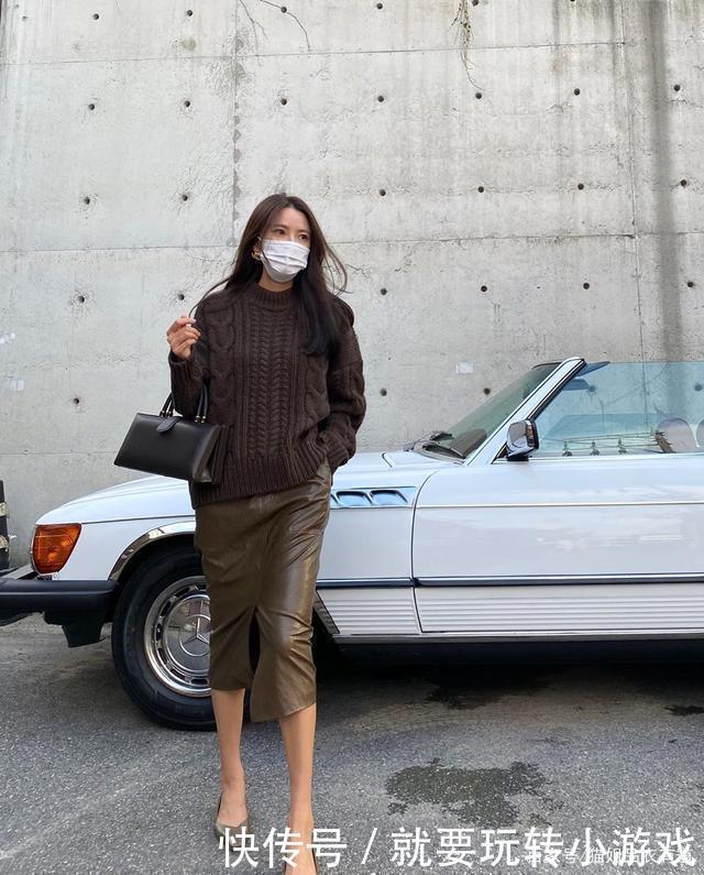 不要乱穿基础款,通过“针织衫+半裙”解析细节,每条都是重点