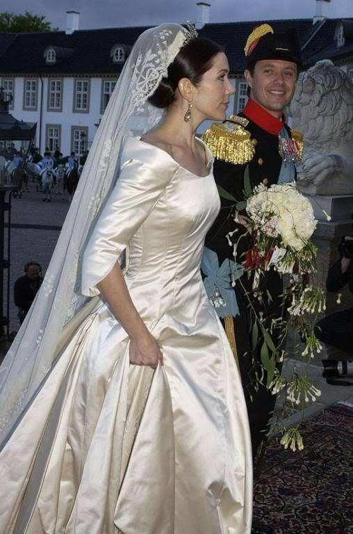 蕾丝|各国王妃的婚礼头纱设计,丹麦王妃的最华丽、梅根的很用心