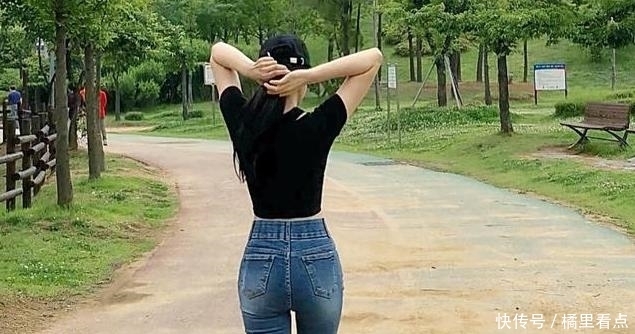 多样|牛仔裤美女:丰富多样的牛仔裤,优雅又很显动人气息