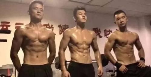 健美|当兵的人是怎么练肌肉的肌肉练出来又好看又实用