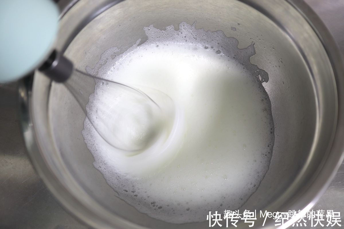 细砂糖|无油无水南瓜泥戚风蛋糕，又高又暄需2点，连普通蛋糕都不在话下