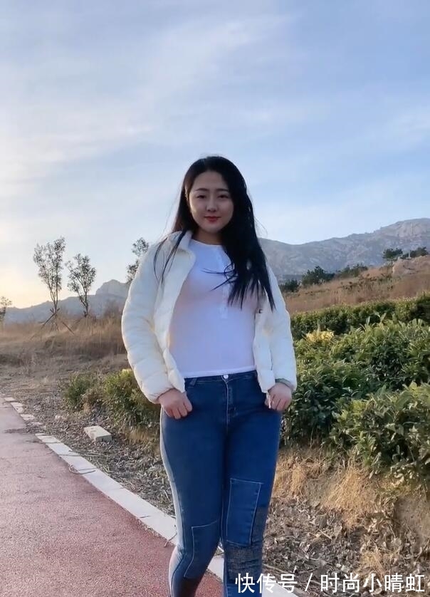 t恤 适合微胖女生的牛仔裤，百搭又个性