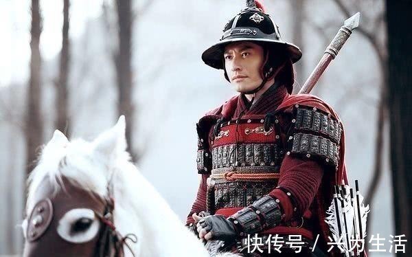 秦涧泉!不出名却写得很棒的2副对联,文字之中显才华,文字之外显情商