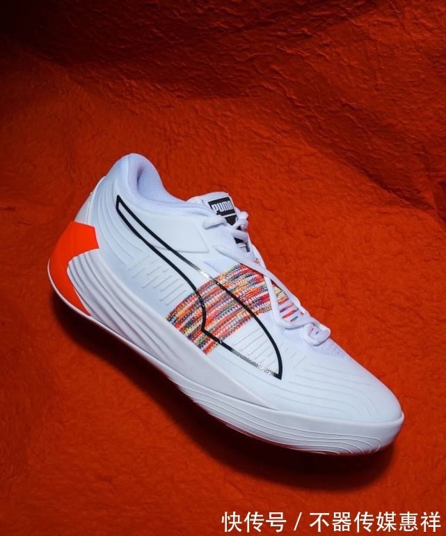 球鞋图见丨提起“又帅又能打”的球鞋,你最先想起的是____?