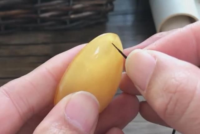 吊坠孔小只穿一根绳怎么打结？教程图解，简单易学