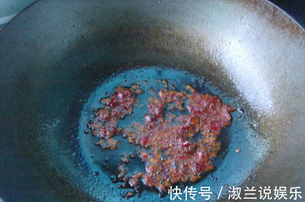 跟我学|跟我学做家常菜，辣炒蛏子，方法超简单