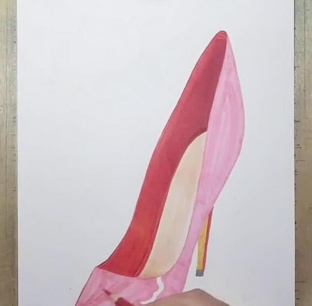 只高跟|美术生画3D高跟鞋,被吐槽“脚太大”,裁掉画纸后打脸了