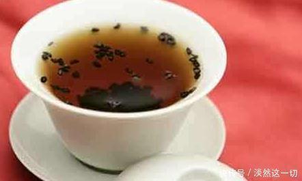 泡水喝|老中医最爱用它泡水喝排毒抗衰老，7天变化邻居看了都赞叹