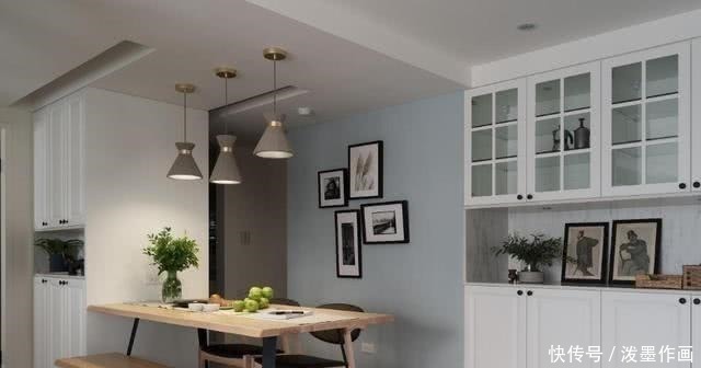 卷帘|她家一进门设隔断,沙发墙半透明,全屋空旷让人极度舒适