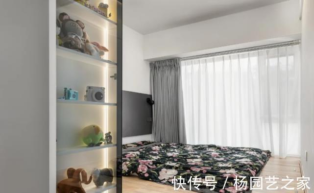 收纳|这套38㎡公寓火了,全屋简约朴素,却藏不住骨子里的设计感!