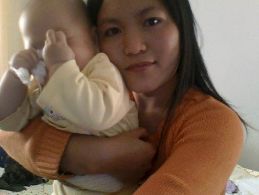 抱抱|为什么宝宝都会走路了,仍然坚持要抱抱?背后的原因让人心疼