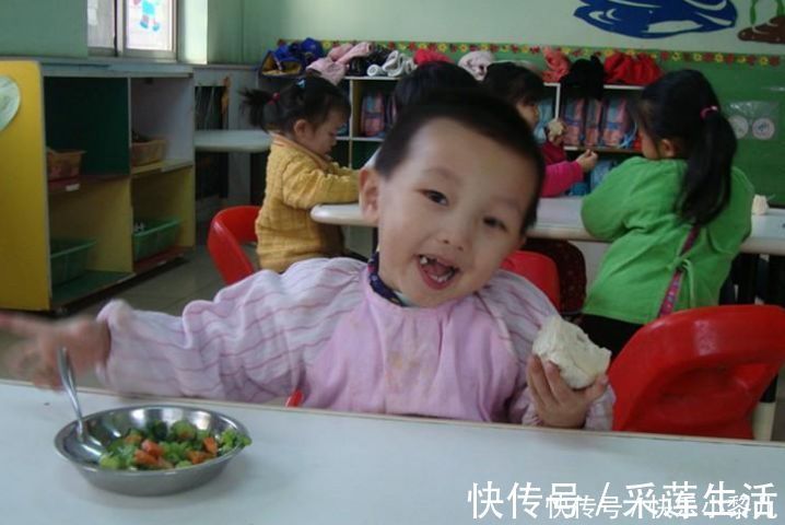 煮鸡蛋|孩子上幼儿园后,要不要在学校吃早餐?做对了,对孩子成长有利