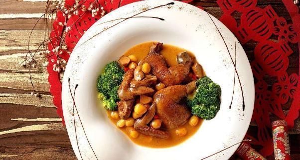 花生|它是长在树上的“花生”,农民们视为珍贵野果,很多人见过没吃过