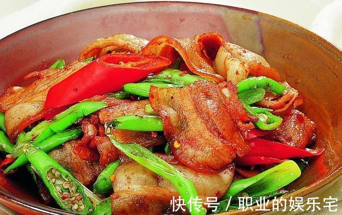 饭香|三伏天不吃炖肉,教您做盘“小炒肉”,简单省事,下饭香很解馋