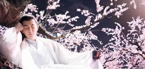 追光吧哥哥 《追光吧哥哥》初舞台得分榜:李汶翰无缘前15,于朦胧第13,榜首是他