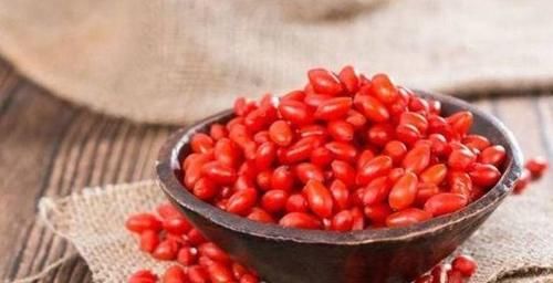 排毒养颜|很有营养的三种食物，排毒养颜、增强体质，谁吃谁受益！