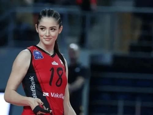 小姐姐|土耳其女排18号妹子，又美又颯又能打，网友全沦陷？！