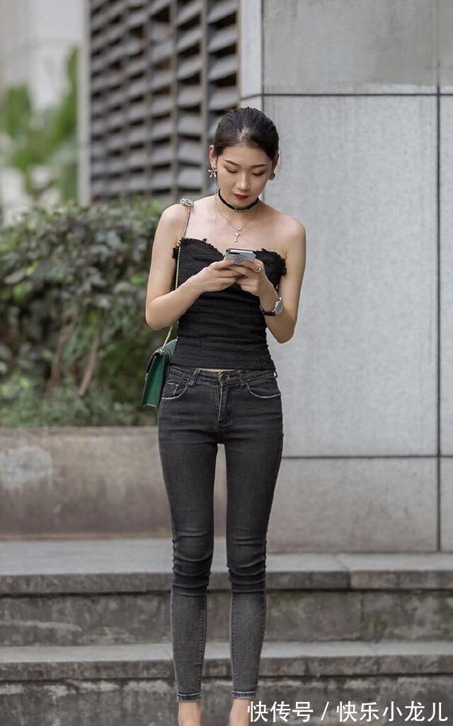 搭配 打底裤的多种风格搭配,轻松展现姣好身形,大方优雅