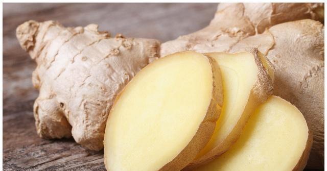 泡脚|60岁后想长寿，记住晨起三百步，睡前一盆汤，养生保健康！