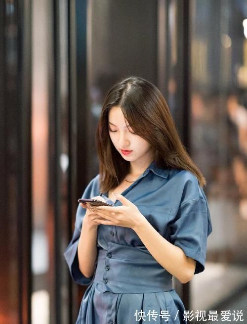 睡衣 美女的胆子比较大,裙子选睡衣款式,慵懒气息很吸引人