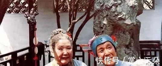 宝玉@王熙凤就在旁边,贾母为什么偏要安排王夫人为黛玉换窗纱?