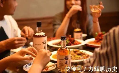 睡眠|睡前最养人5个习惯:泡脚仅排第二!第一出乎意料懂养生人都在做