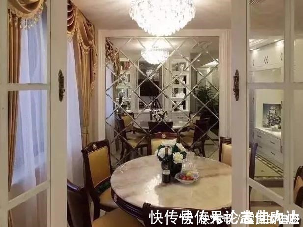 新房|值得借鉴的轻奢风新房，玄关很“人性化”，简单轻装饰很舒服！