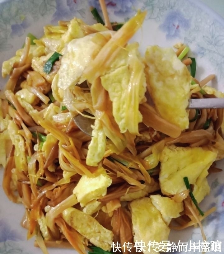 改善睡眠|鸡蛋和它一起炒，堪称“天然安眠药”，一觉睡到大天亮