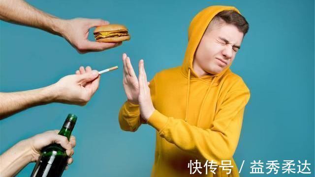 糖尿病|血糖超标的人,身体可能出现3个异常,若没中,血糖还算平稳