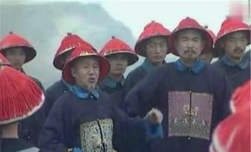 立下|李光地曾为康熙铲除奸臣,立下不世之功,为什么最后被贬呢?