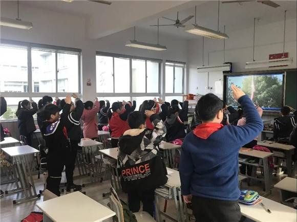 [浦东]世博家园实验小学:金牛贺岁 玉牛迎春