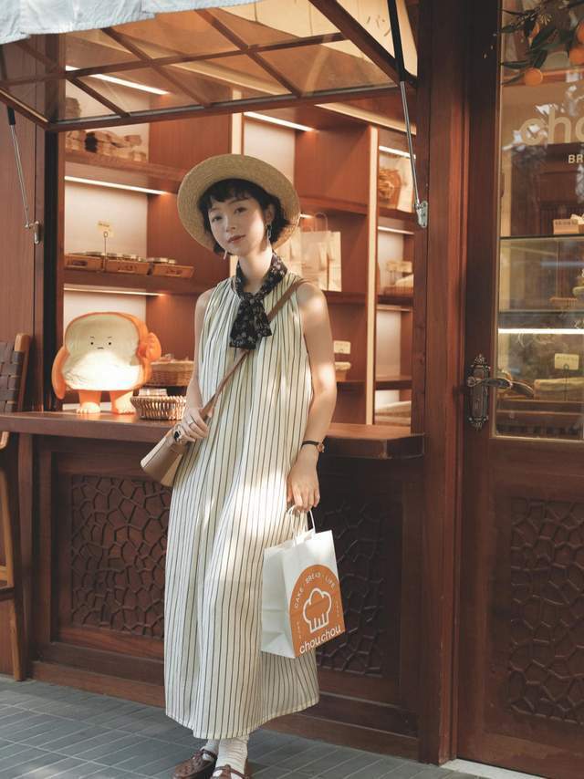 舒适|立秋了,怎么穿裙子才好看?试一试这几套连衣裙,清爽舒适又时髦