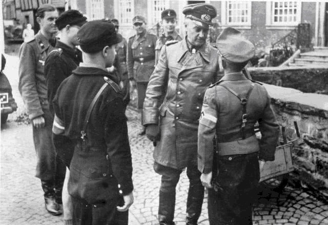 外号|唯一敢对希特勒发飙的德军将领,造成苏军百万伤亡,外号东线救星