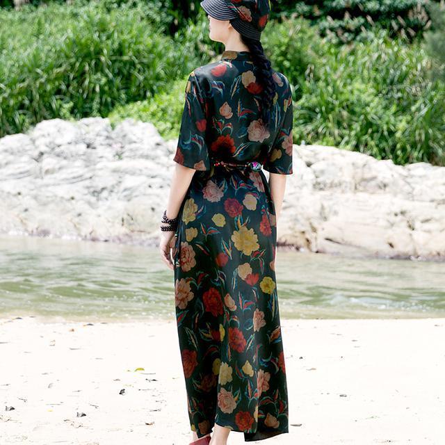 真丝 穿着旗袍的东方佳人,拥有倾城之美,亦是所有男人的穿肠毒药