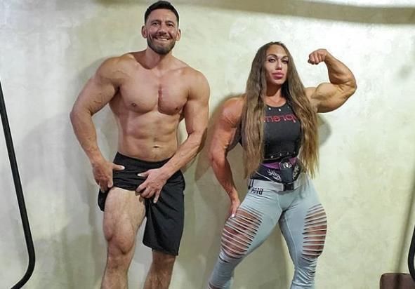 女人|现在的女人怎么了?一身肌肉,比一些男人还健壮