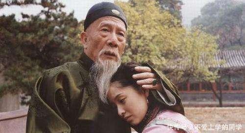 张爱玲|此人被发配边疆,李鸿章却将貌美女儿许配给他,其后代竟家喻户晓