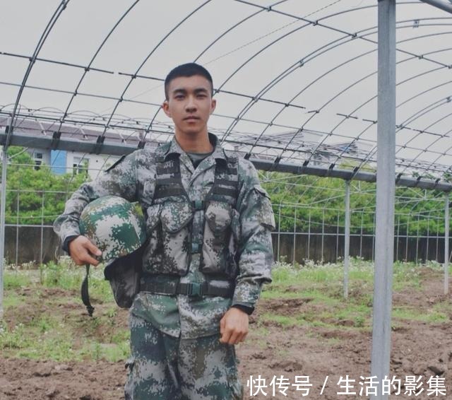 这枚退伍兵哥身上的阳刚之气有点上头哦!