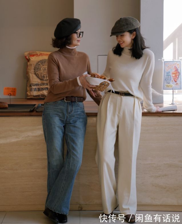 纯净|三木和妈妈人手一条的小白裤,出镜率也太高了,这样穿显瘦还高级