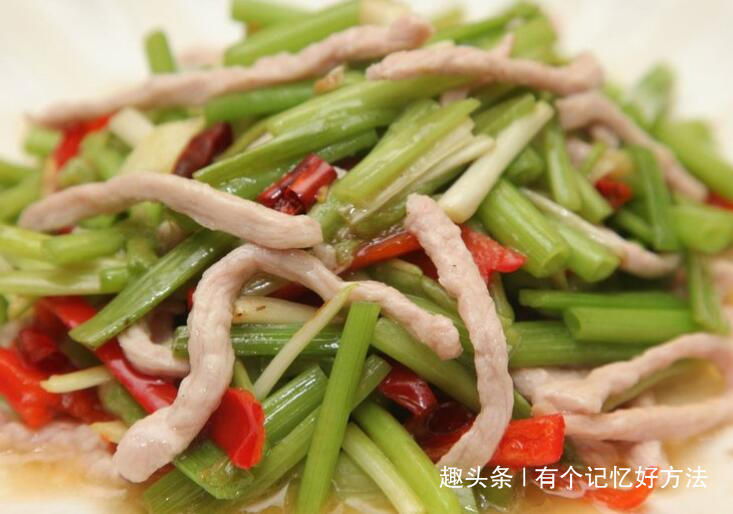 老爷爷|炒芹菜不能放它，长寿老爷爷都不吃，再饿也不能吃！不要没病找病