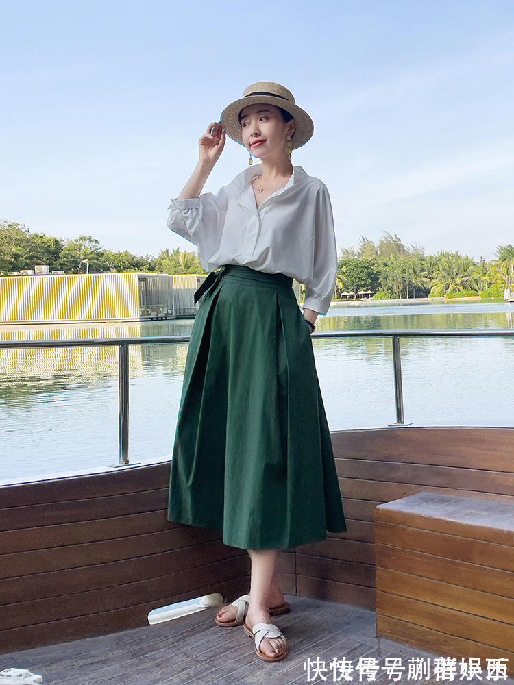 姜黄色 穿什么“短裙”太土了!瞧今秋流行“膝下裙”,20-50岁穿都好美