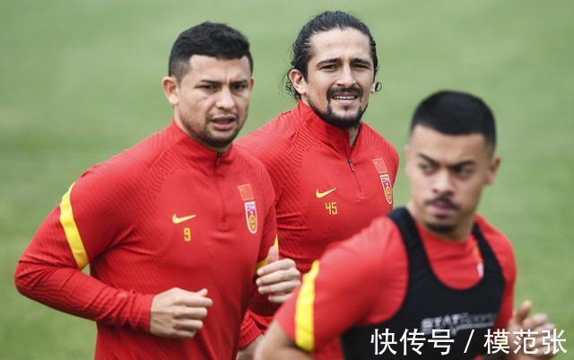 李铁|李铁VS森保一 到底谁的压力更大？